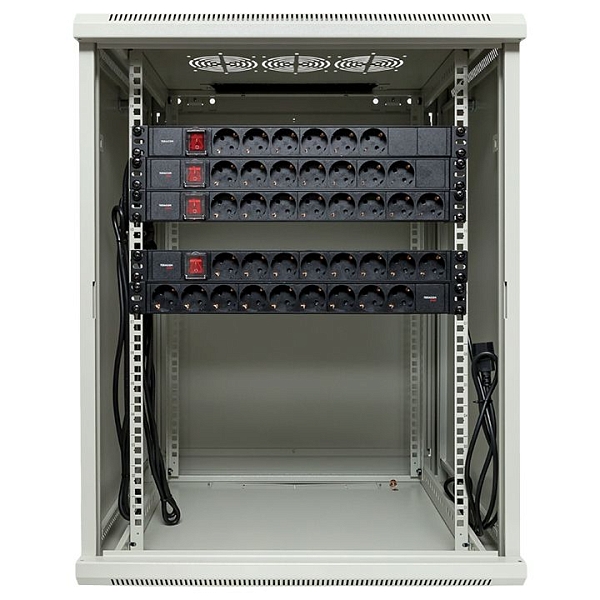 Шкаф настенный 19" TERACOM PRO 15U 600x600 мм дверь стеклянная с замком-ручкой серый