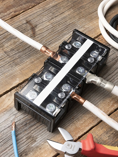 Терминал клеммный TC-1504 до 70 мм2 150A 4 клеммные пары EKF PROxima