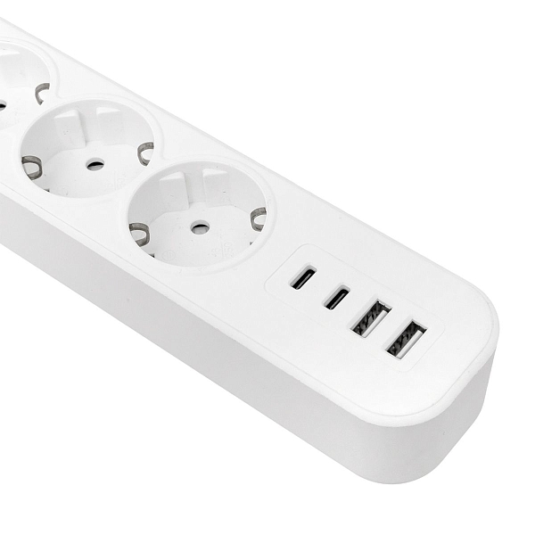Удлинитель LUX 5 гнезд 2USB 2,4А+2type-C 1,5 метра 1,5мм2 EKF